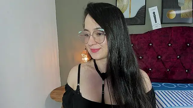 Snapshot of angela_nix chatting on 03-21-26, 03:16 angela nix online show from 03-21-26, 03:16