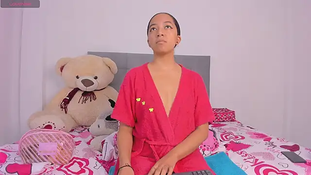 NAHOMI MILLER online show from 01-04-25, 10:24