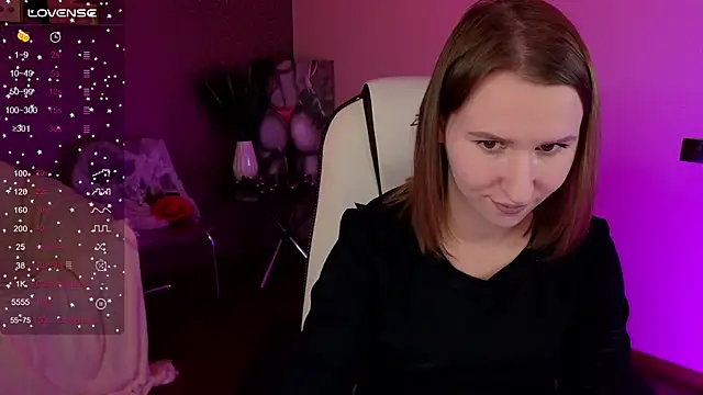 Snapshot of AliceBYKiss chatting on 11-08-25, 06:44 AliceBYKiss online show from 11-08-25, 06:44