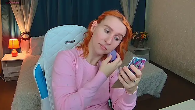 Snapshot of AliceBYKiss chatting on 02-26-25, 06:19 AliceBYKiss online show from 02-26-25, 06:19