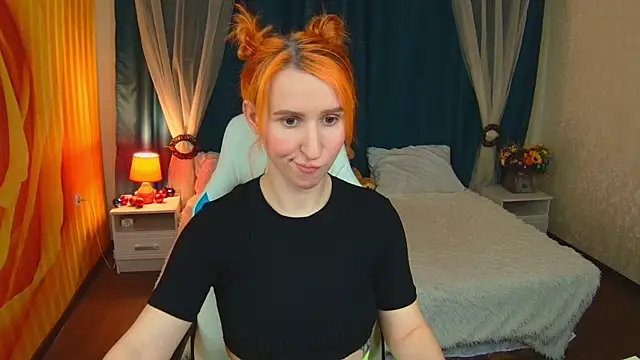 Snapshot of AliceBYKiss chatting on 01-28-25, 12:11 AliceBYKiss online show from 01-28-25, 12:11