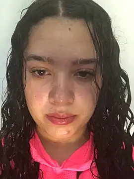 Snapshot of Julieta_333 chatting on 03-21-25, 01:34 Julieta 333 online show from 03-21-25, 01:34