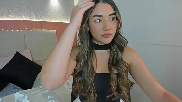 AniiRose online show from 11-07-25, 02:05