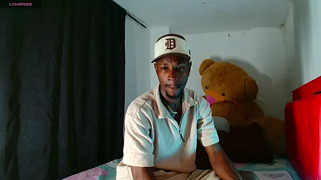 Aroonpapisex online show from 01-08-26, 12:27