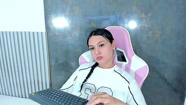 lana boomer online show from 10-03-25, 08:21