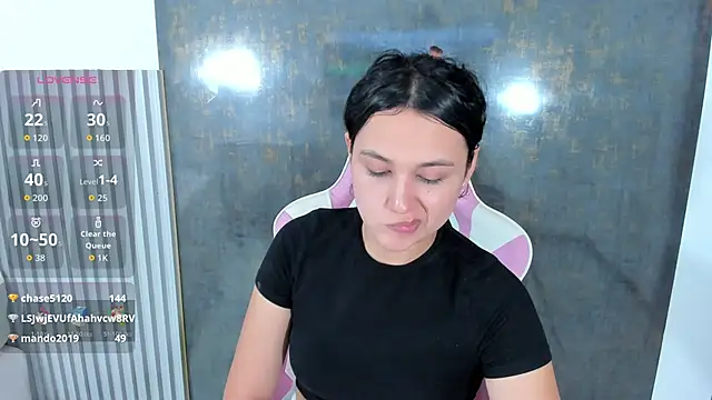 lana boomer online show from 11-30-25, 08:09