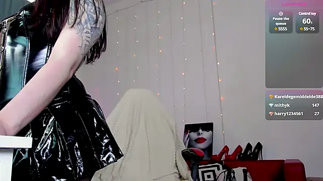 Vanessa Ives  online show from 03-20-25, 09:04