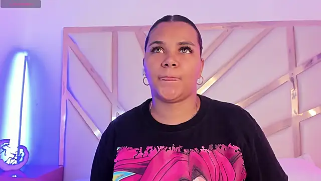 Carolina Evanss online show from 11-18-25, 11:46