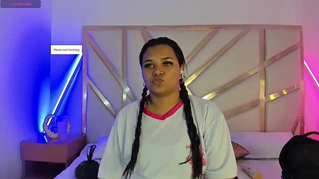 Carolina Evanss online show from 10-30-25, 11:08