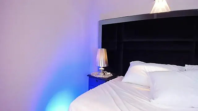 MelodyRey  online show from 10-21-25, 11:04