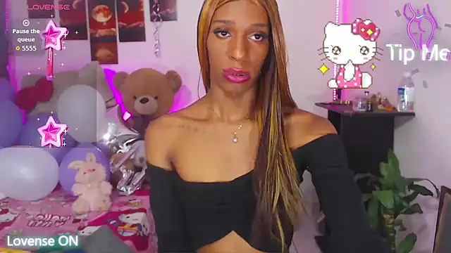 lucianadolll online show from 04-23-26, 05:03