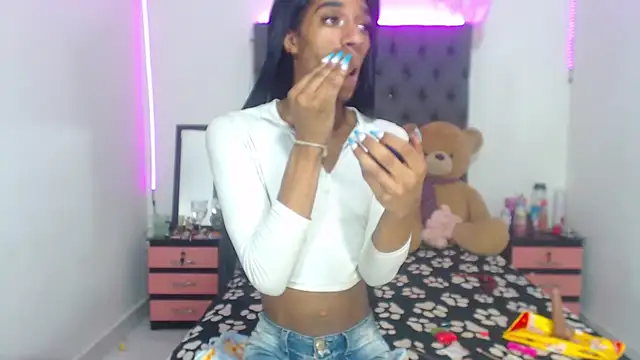 lucianadolll online show from 09-29-25, 02:12