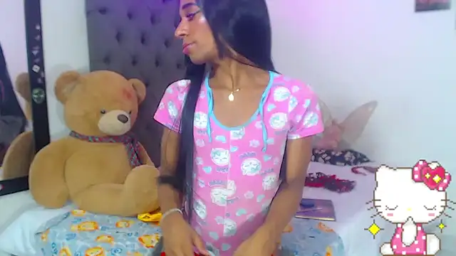 lucianadolll online show from 11-19-25, 08:53