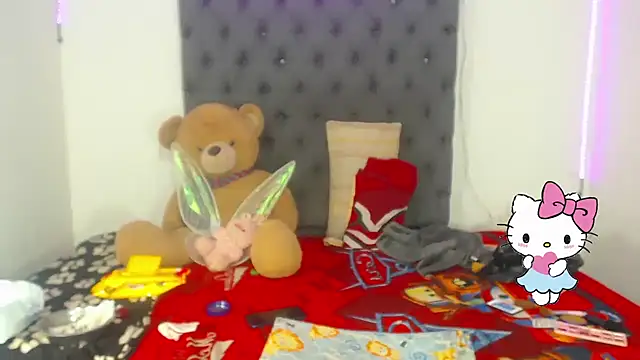 lucianadolll online show from 10-20-25, 08:04