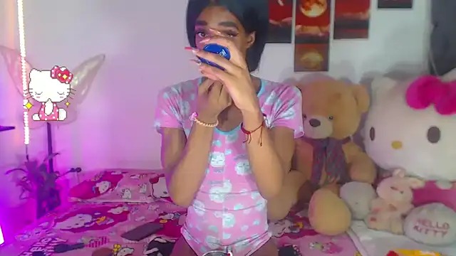 lucianadolll online show from 01-15-26, 07:50