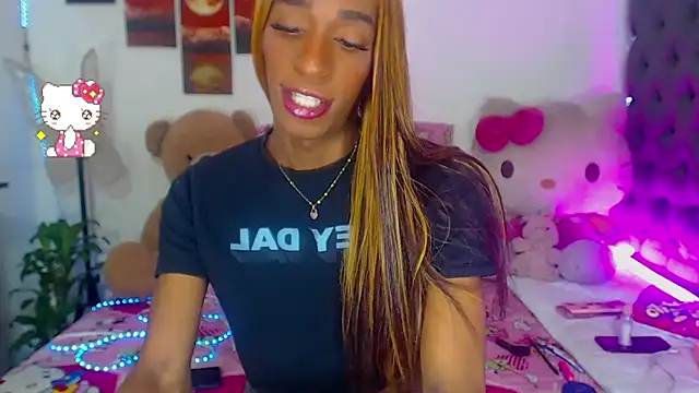 lucianadolll online show from 03-24-26, 07:41