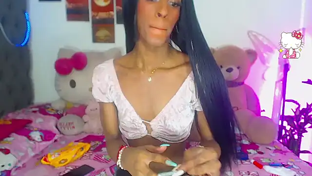 Snapshot of lucianadolll chatting on 02-06-26, 03:57 lucianadolll online show from 02-06-26, 03:57