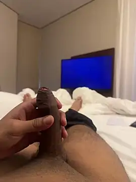 Themonsterdick77 online show from 02-03-25, 12:47