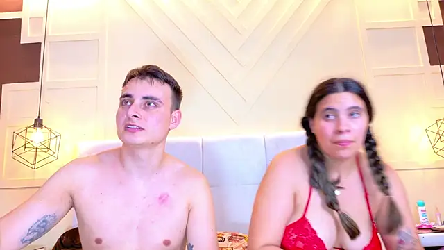 Snapshot of Salome_Moonn chatting on 03-21-26, 08:19 Salome Moonn online show from 03-21-26, 08:19