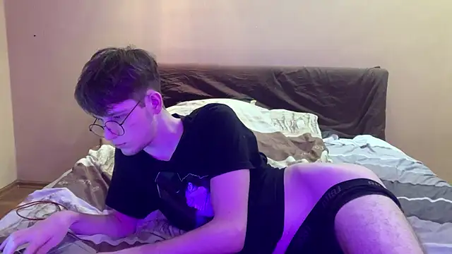 cutie guys online show from 01-18-25, 03:49