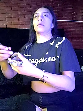 -Lola Bunny online show from 02-13-25, 07:42