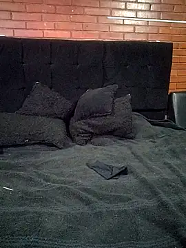 -Lola Bunny online show from 02-16-25, 02:42