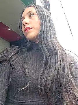 -Lola Bunny online show from 02-18-25, 09:31