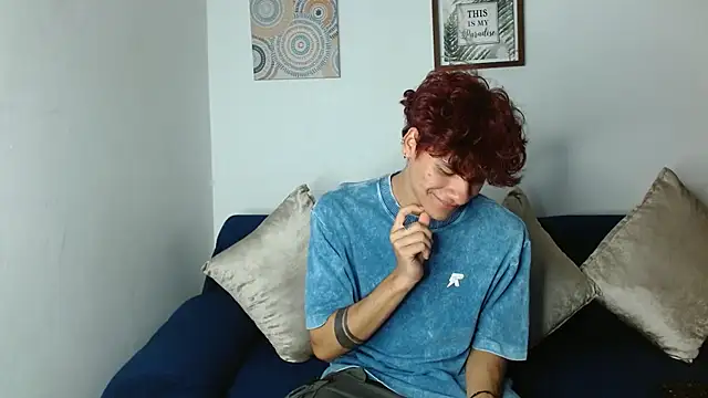 Themilow online show from 03-04-25, 03:44