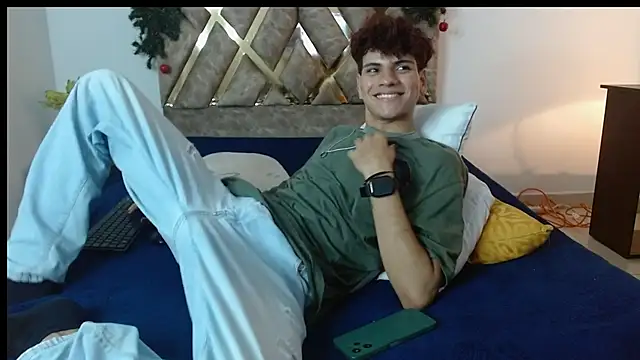 Themilow online show from 12-31-24, 02:08