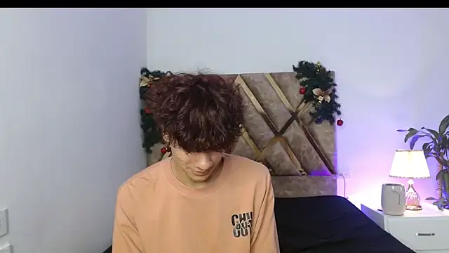 Themilow online show from 12-24-24, 12:11