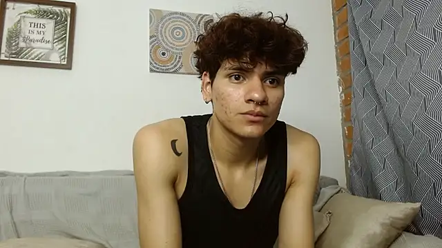 Themilow online show from 02-06-25, 06:51