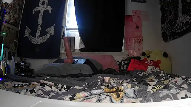 Snapshot of ATwinkie chatting on 09-14-25, 03:45 ATwinkie online show from 09-14-25, 03:45