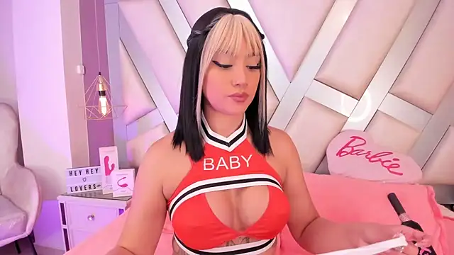 MadissonRey online show from 03-09-26, 01:14