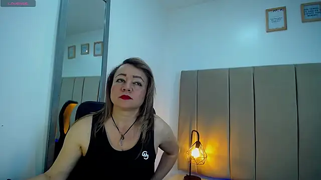 Snapshot of Lupiita223 chatting on 03-01-25, 01:07 Lupiita223 online show from 03-01-25, 01:07