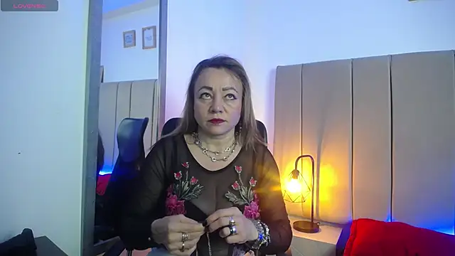 Snapshot of Lupiita223 chatting on 03-11-25, 12:39 Lupiita223 online show from 03-11-25, 12:39