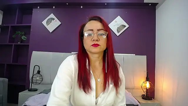 Lupiita223 online show from 11-24-25, 01:00