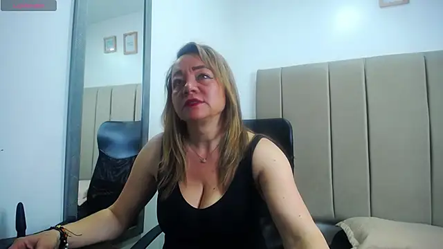 Snapshot of Lupiita223 chatting on 03-17-25, 12:57 Lupiita223 online show from 03-17-25, 12:57