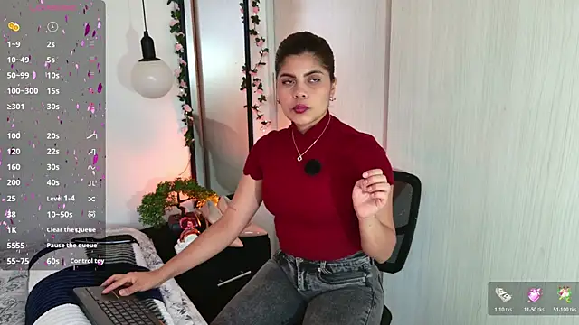 Snapshot of cutehanna1 chatting on 02-19-26, 07:22 cutehanna1 online show from 02-19-26, 07:22