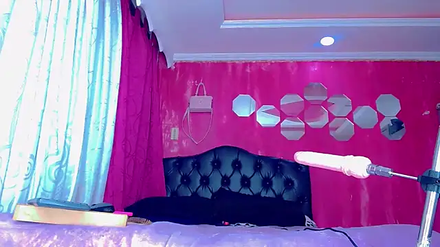 TiffanyMackensyy online show from 01-06-26, 09:30