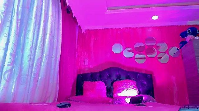 TiffanyMackensyy online show from 03-09-26, 01:31