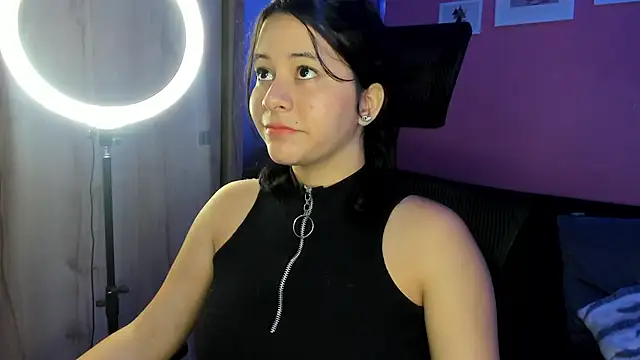 agnes 213 online show from 11-14-25, 01:15