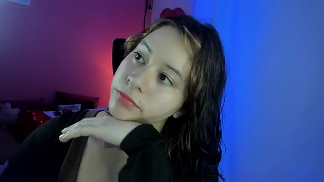 agnes 213 online show from 02-06-26, 02:13