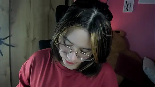 agnes 213 online show from 02-21-26, 01:46