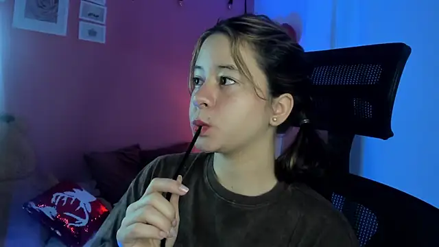 agnes 213 online show from 02-11-26, 12:38