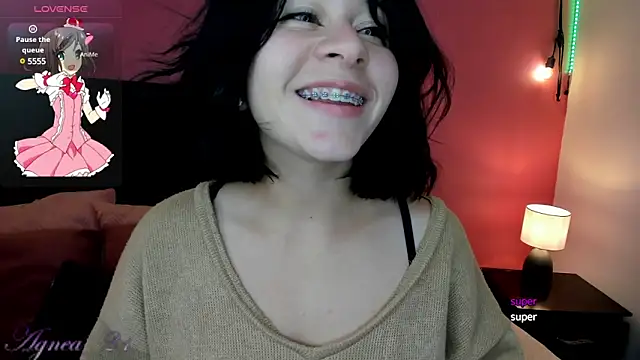 agnes 213 online show from 03-20-25, 02:21