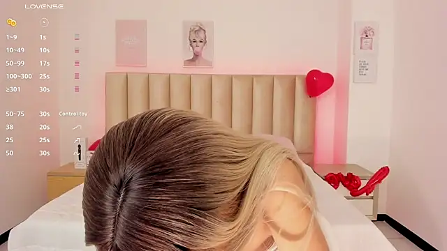 Catvalentine  online show from 02-19-25, 12:25