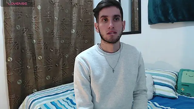 Snapshot of Thhiago_tay chatting on 10-15-25, 05:50 Thhiago tay online show from 10-15-25, 05:50