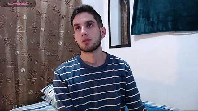 Snapshot of Thhiago_tay chatting on 10-14-25, 08:15 Thhiago tay online show from 10-14-25, 08:15