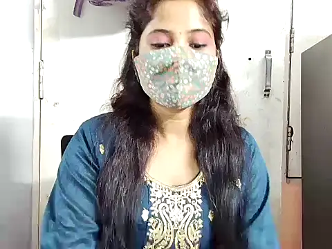 Snapshot of samosa73 chatting on 10-18-25, 06:10 samosa73 online show from 10-18-25, 06:10