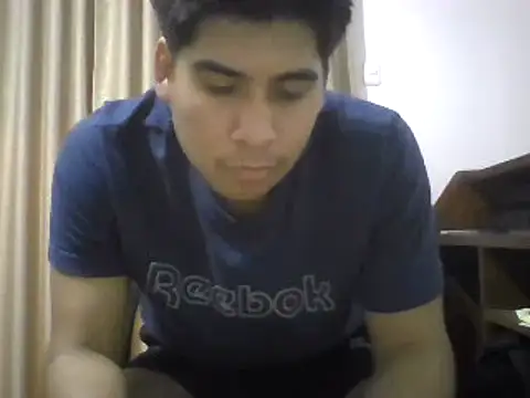 estudiante69 online show from 12-10-24, 01:32